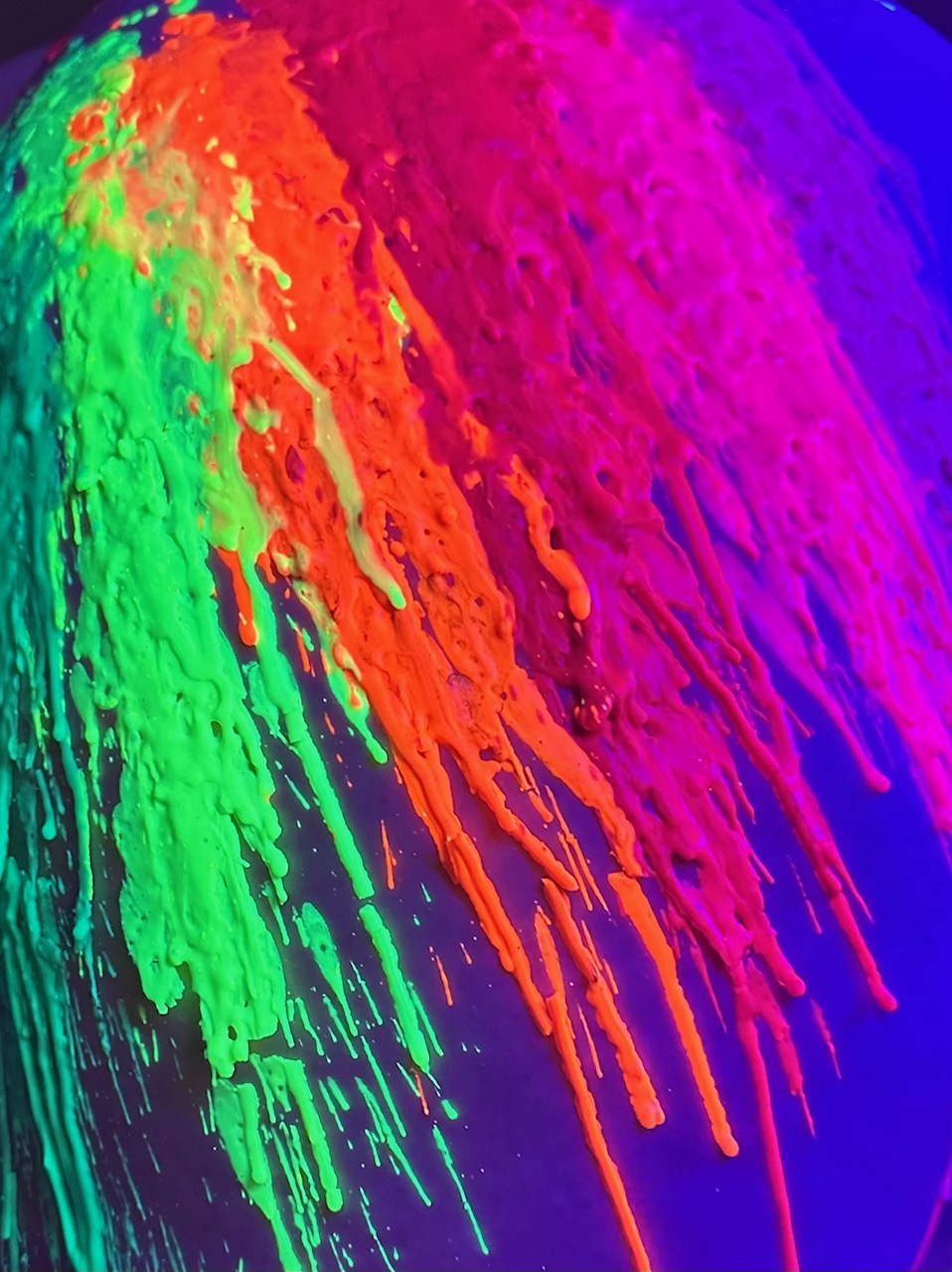 UV Reactive Pouring Parasoy Pillar Candles